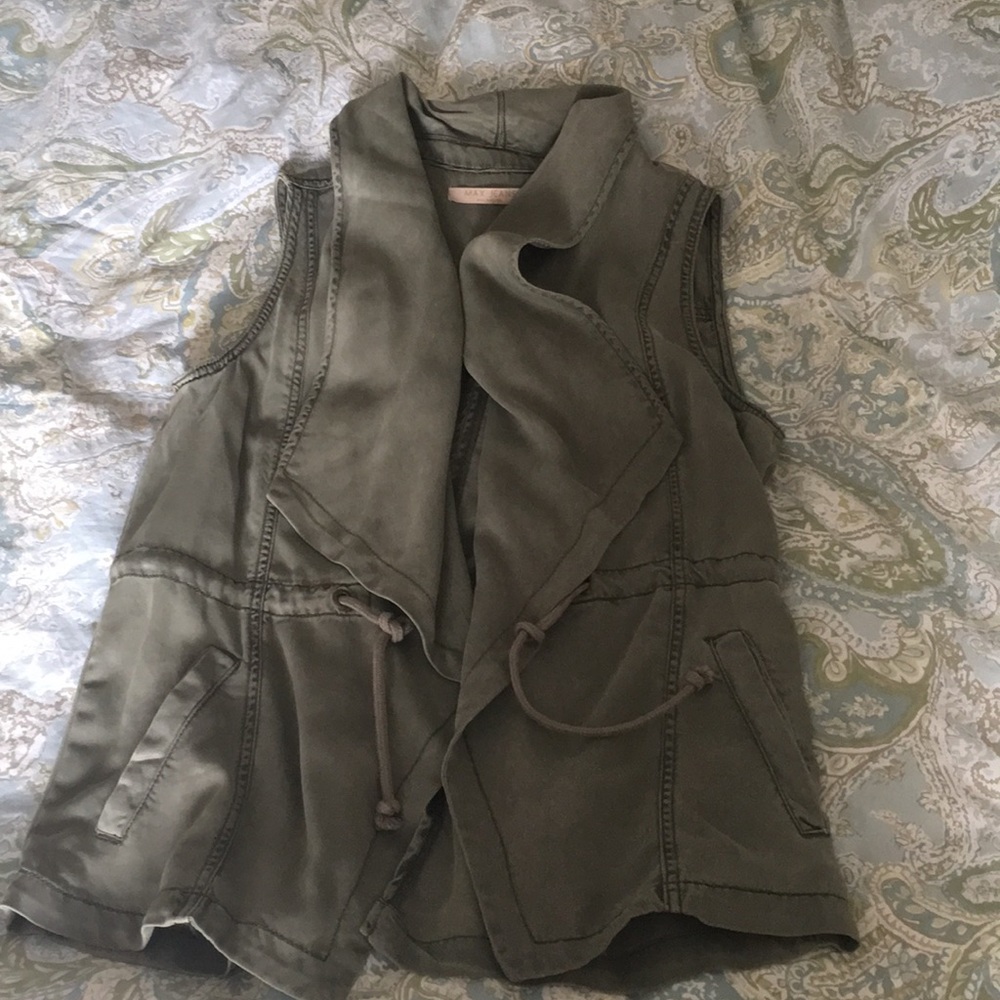 Green tencel utility vest